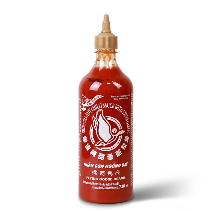 Sriracha hot chili sauce - extra garlic FLYING GOOSE 730 ml